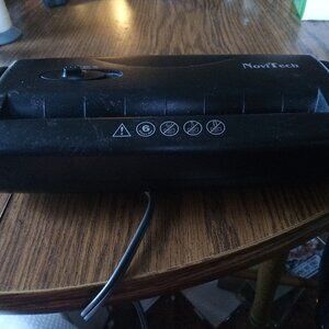 Novitech PS-012A Paper Shredder